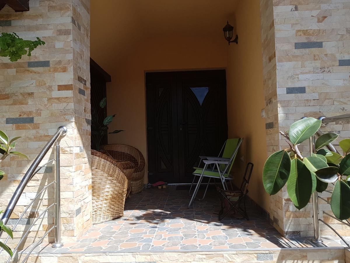 מלון Călimăneşti Vila Alexia מראה חיצוני תמונה