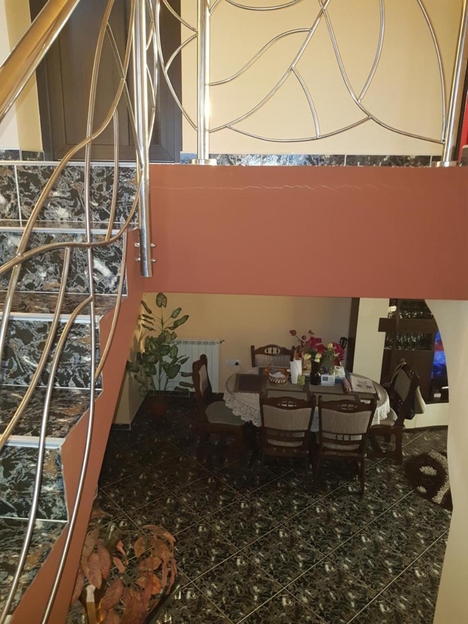 מלון Călimăneşti Vila Alexia מראה חיצוני תמונה